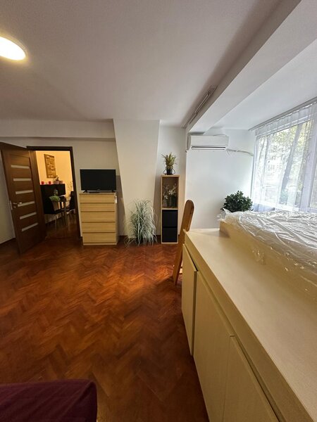 Drumul Taberei, zona Valea Ialomitei, langa piata si metrou