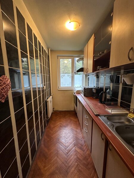 Drumul Taberei, zona Valea Ialomitei, langa piata si metrou